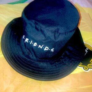 🏷F•R•I•E•N•D•S Original Bucket Hat OSFA NWT